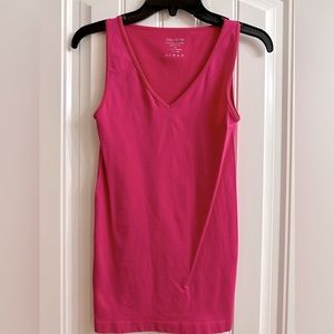 Zenana Smoothing/Slimming V-Neck Tank Top - S/M
